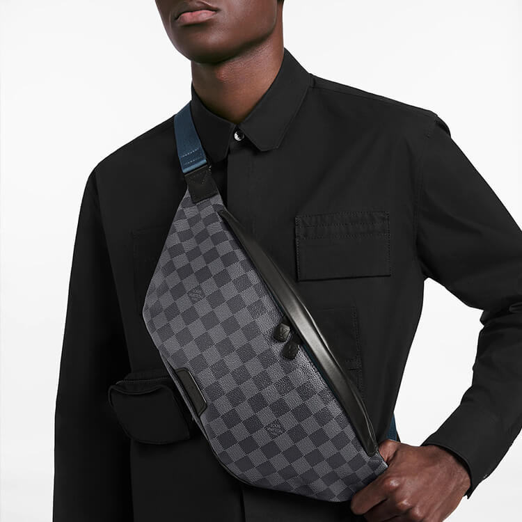 LV Discovery Bumbag