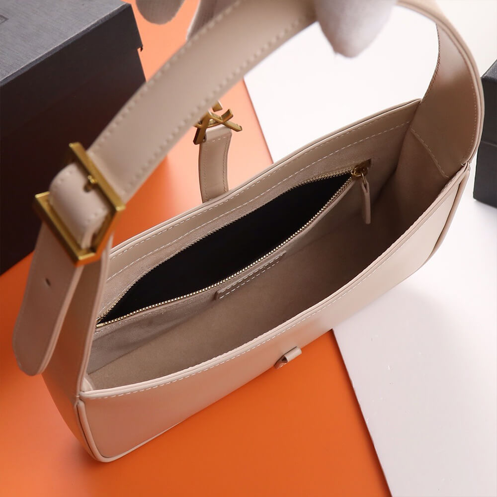 YSL LE 5 À 7 bag in smooth leather