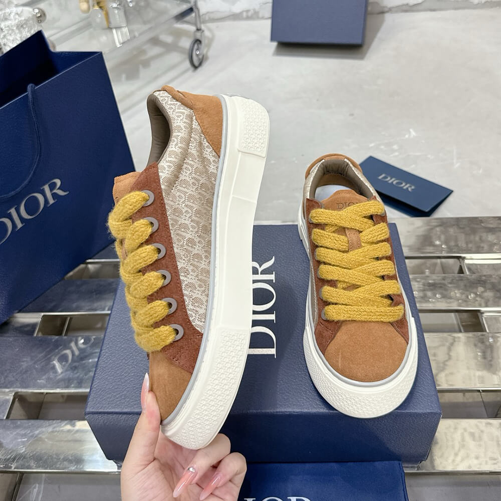 D*or b33 sneaker